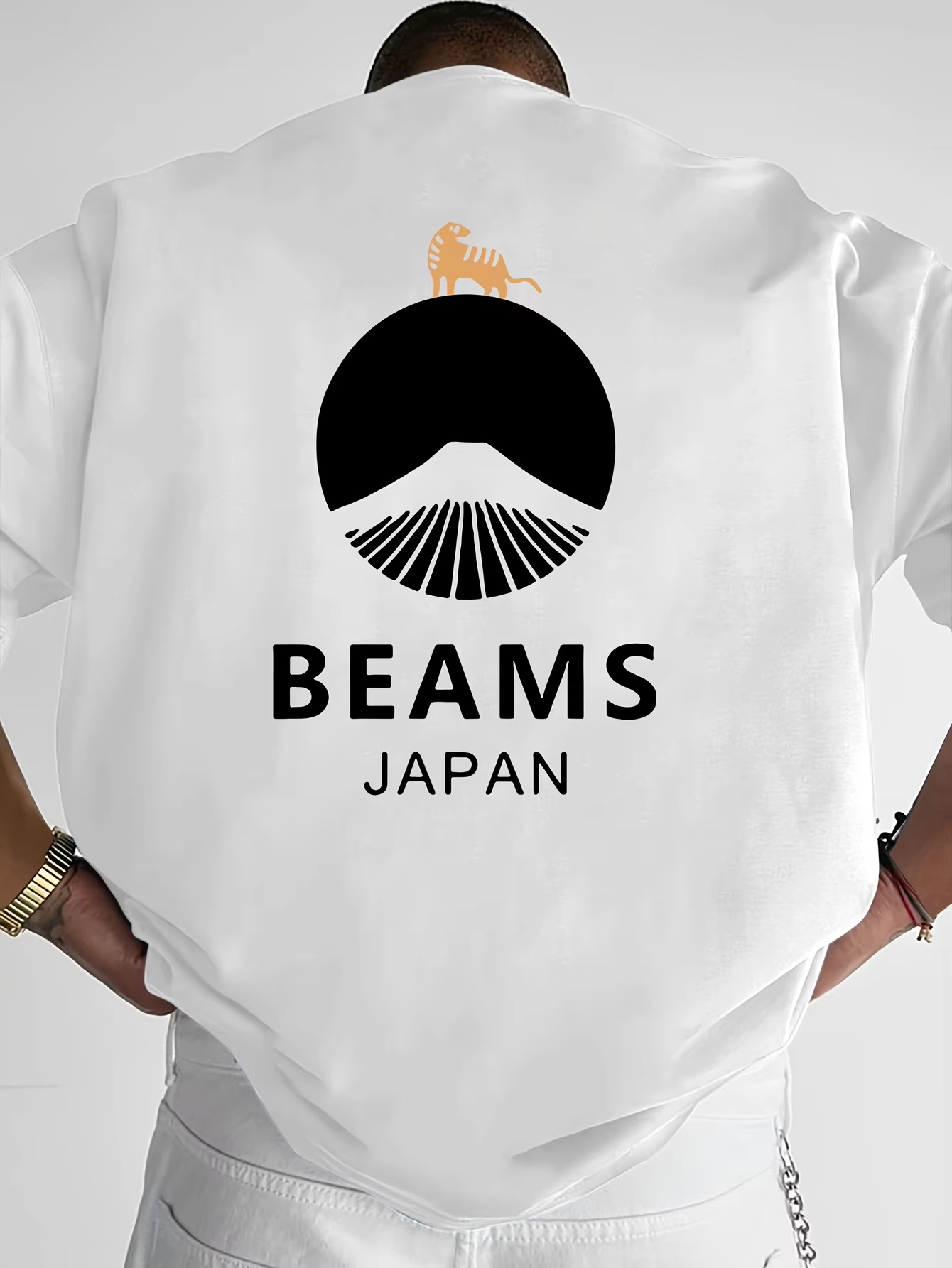 เสื้อยืดแบรนด์เทรนด์คลาสสิกของ - Streetwear Brand Japanese บทวิจารณ์และราคา