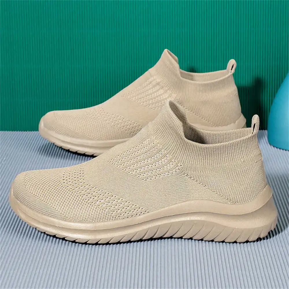 Beige Soft ใหม่รองเท้าเทนนิส M - Streetwear Brand In Uk บทวิจารณ์และราคา
